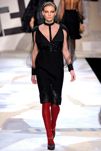 Look 37